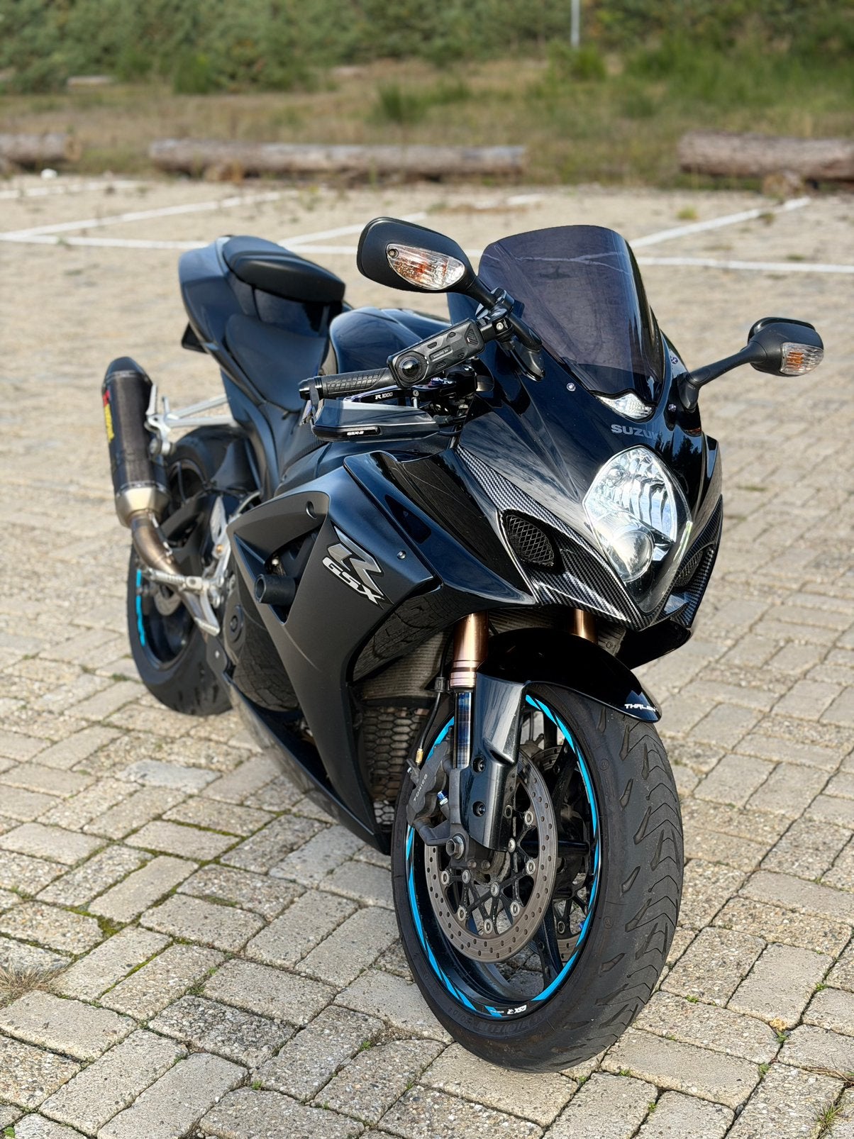 Unieke Suzuki GSX-R 1000 K8 ORI NL/AKRA/BOEKJE ETC, Occasion, 4 cilinders, Motorrijbewijs A, Super Sport