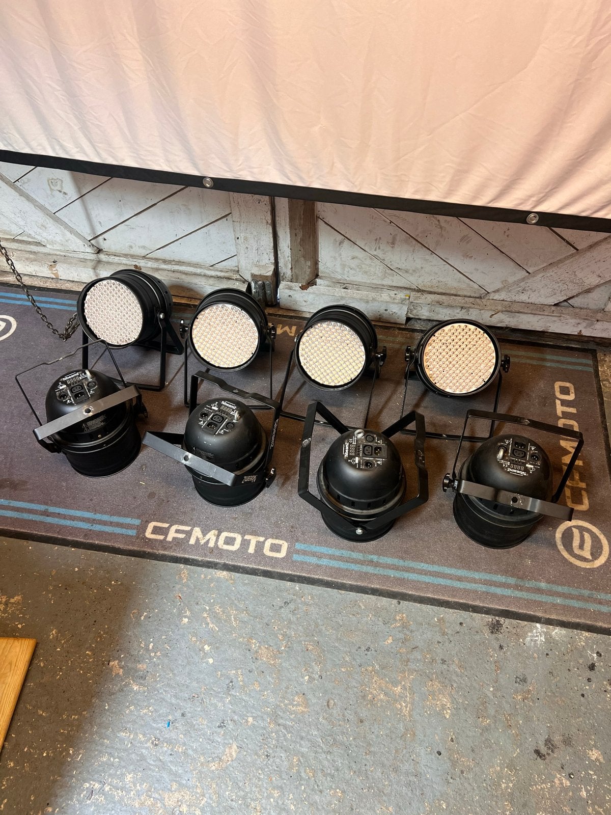 8x BeamZ LED PAR 64, Muziek en Instrumenten, Licht en Laser, Ophalen, Zo goed als nieuw