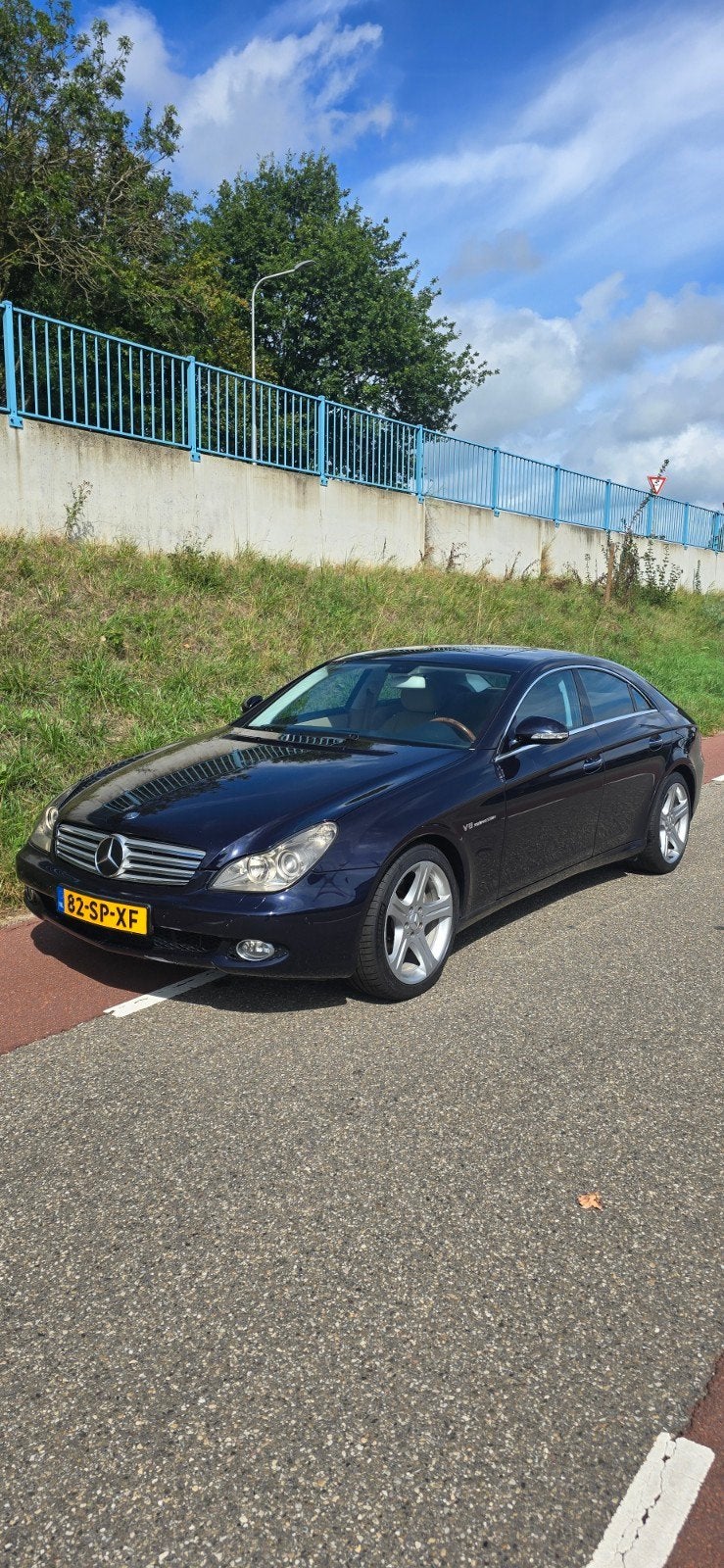 Mercedes-Benz CLS 5.0 Cls500 AUT 2006 Blauw, Automaat, Achterwielaandrijving, 8 cilinders, Origineel Nederlands