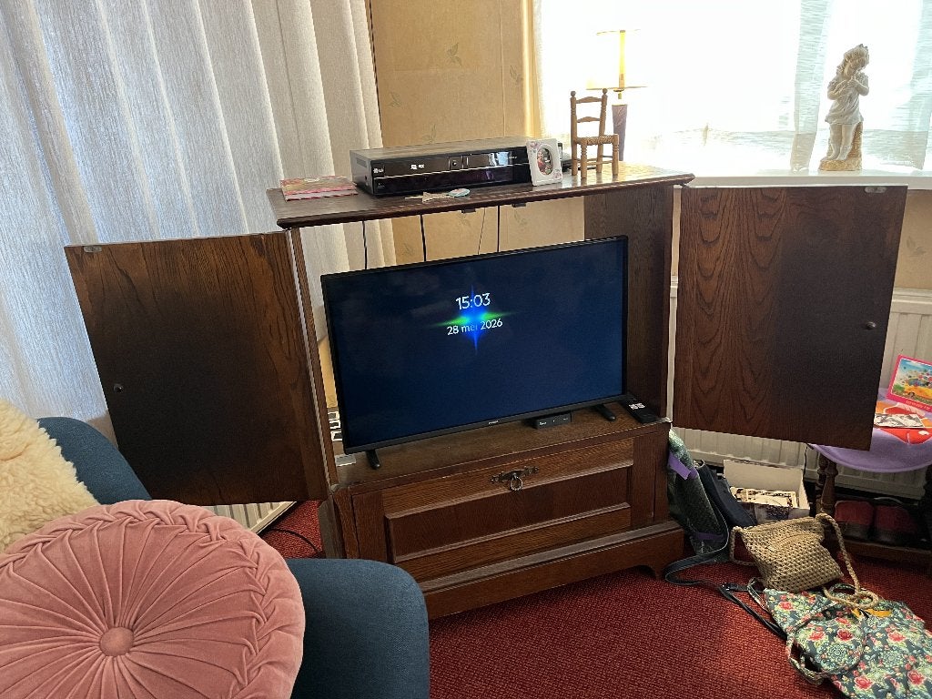 Vintage tv-kast / audiomeubel eikenhout met opbergruimte, Huis en Inrichting, Kasten | Televisiemeubels, Ophalen, Gebruikt, Minder dan 100 cm