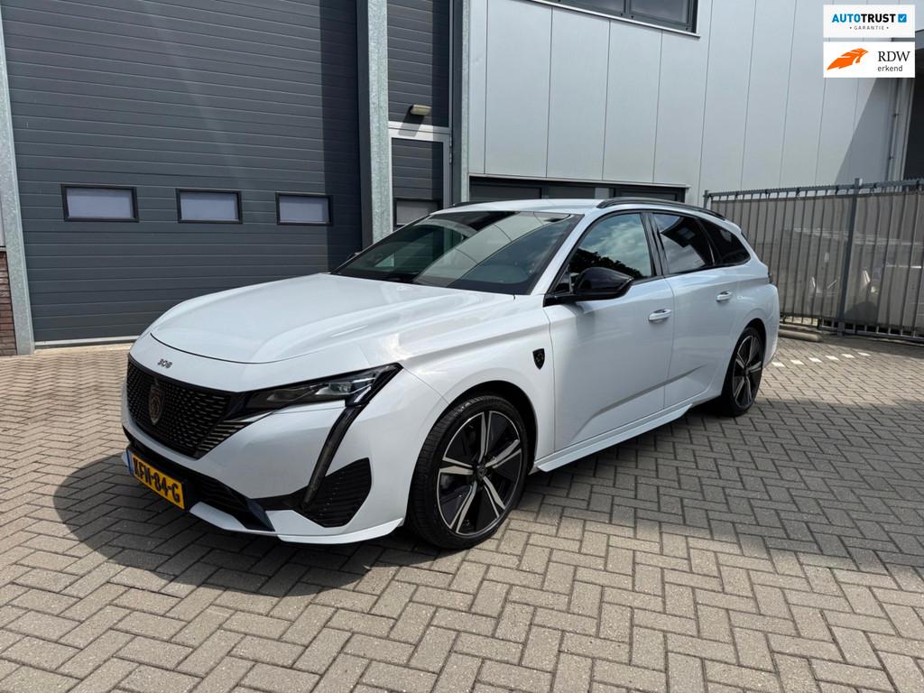 Peugeot 308 SW 1.2 PureTech GT Automaat, Focal Sound, Alcant, Gebruikt, 1199 cc, Wit, 3 cilinders