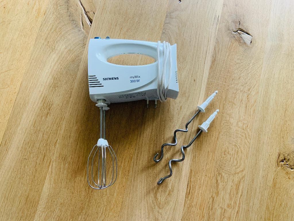 Siemens Handmixer Wit, Gebruikt, 2 snelheden, Ophalen of Verzenden, Vaatwasserbestendig