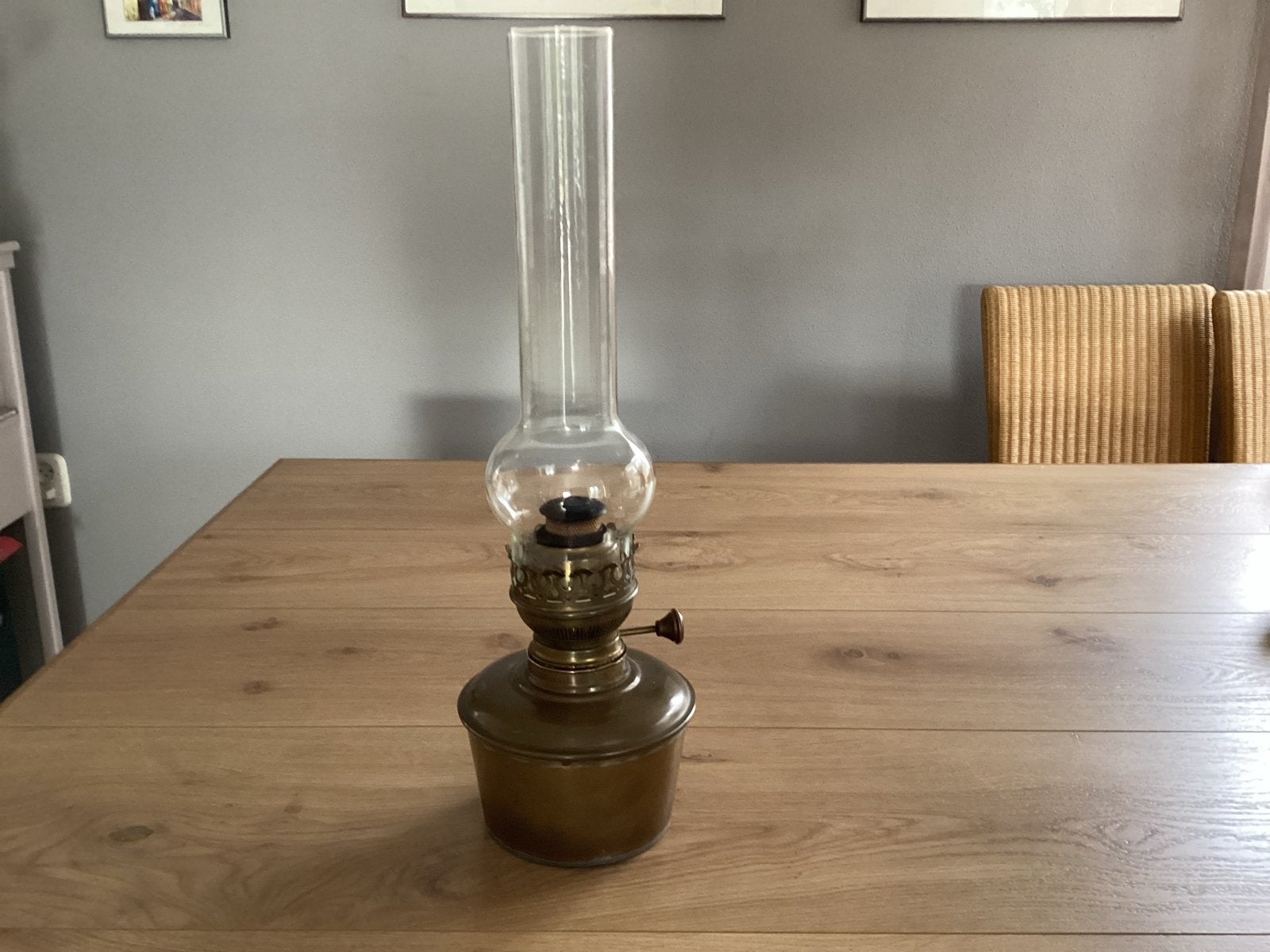 Antieke olielamp, IDEAL Brenner 20”, messing, met lange lont, Antiek en Kunst, Antiek | Lampen, Ophalen of Verzenden
