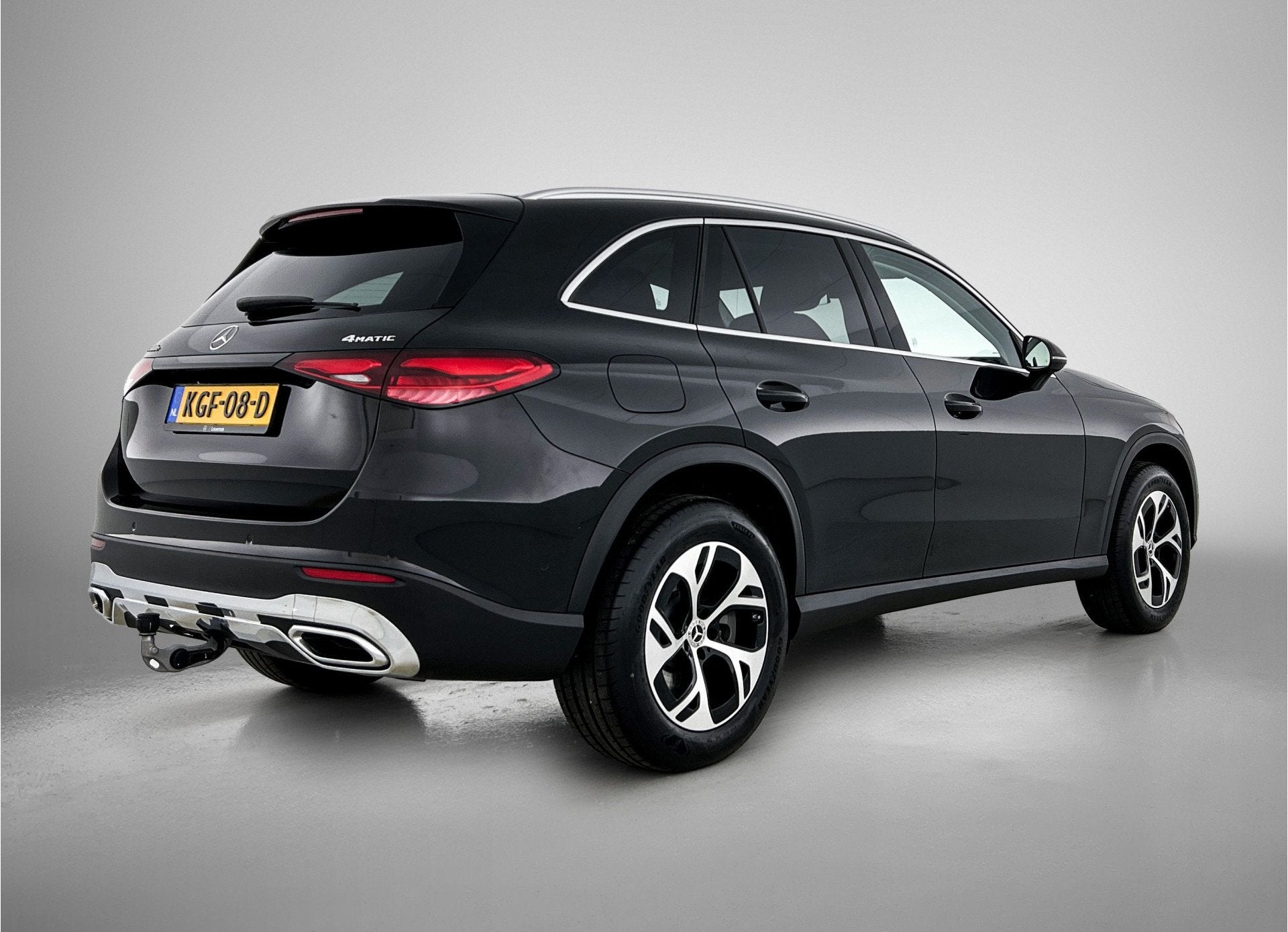 Mercedes-Benz GLC 300 e 4MATIC Plug-In Hybride Trekhaak | Me, Auto's, Automaat, 12 maanden, Automatische klimaatregeling, Gebruikt