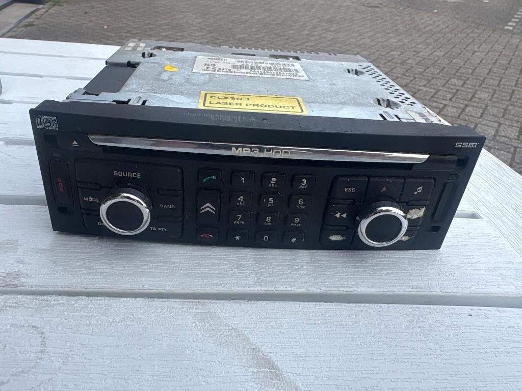 Peugeot en Citroën autoradio met navigatie, Auto-onderdelen, Ophalen, Gebruikt, Citroën