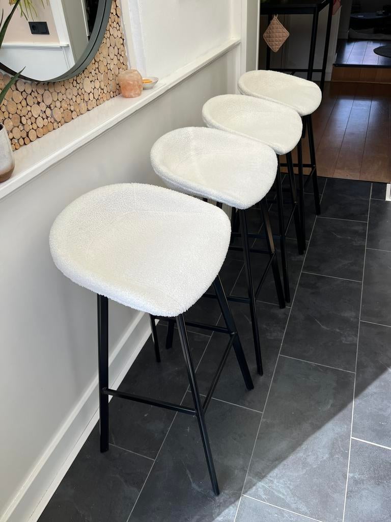 Barkrukken set Kick Lily wit, Huis en Inrichting, Barkrukken, Ophalen, Gebruikt, Met voetsteun, 60 tot 90 cm