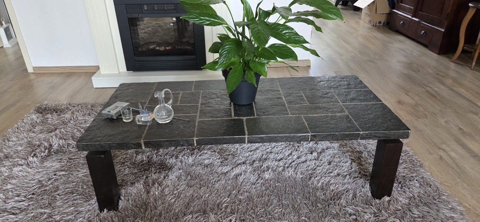 tijdloze, oersterke en loodzware salontafel, Huis en Inrichting, Tafels | Salontafels, Ophalen, Overige materialen, Gebruikt, 100 tot 150 cm