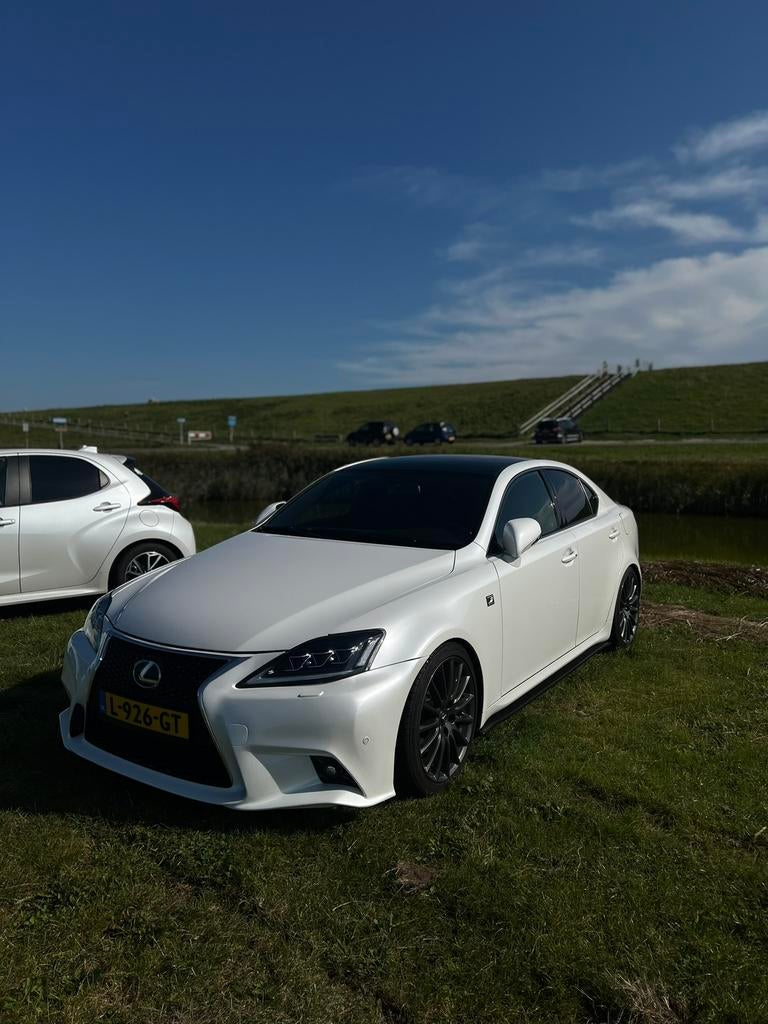 Lexus IS250 2.5 V6 2010 parelmoer wit F-sport facelift, Achterwielaandrijving, Zwart, 1505 kg, 11 km/l
