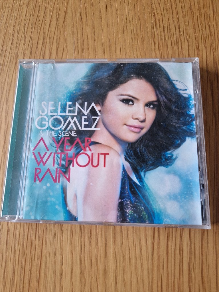 Selena Gomez & The Scene – A Year Without Rain CD, Pop, Ophalen of Verzenden, Zo goed als nieuw, Album