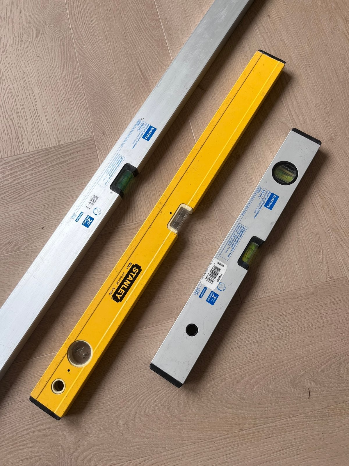3 waterpassen diverse lengtes, Ophalen of Verzenden, Gebruikt, Overige meters