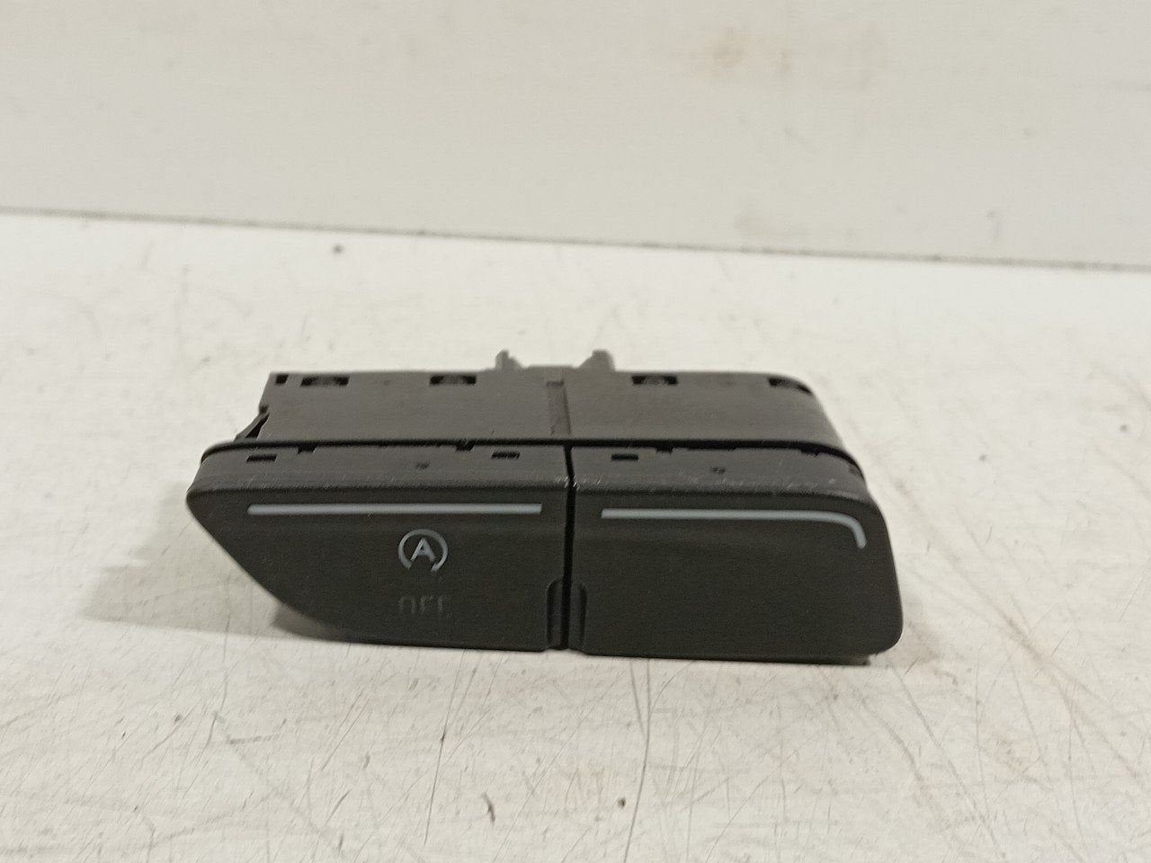 Start/stop schakelaar Ford Grand C-Max, Onderdelen@venauto.nl, Van der Ven Autorecycling B.V., Gebruikt, Ettenseweg 76, 4706 PB Roosendaal, The Netherlands