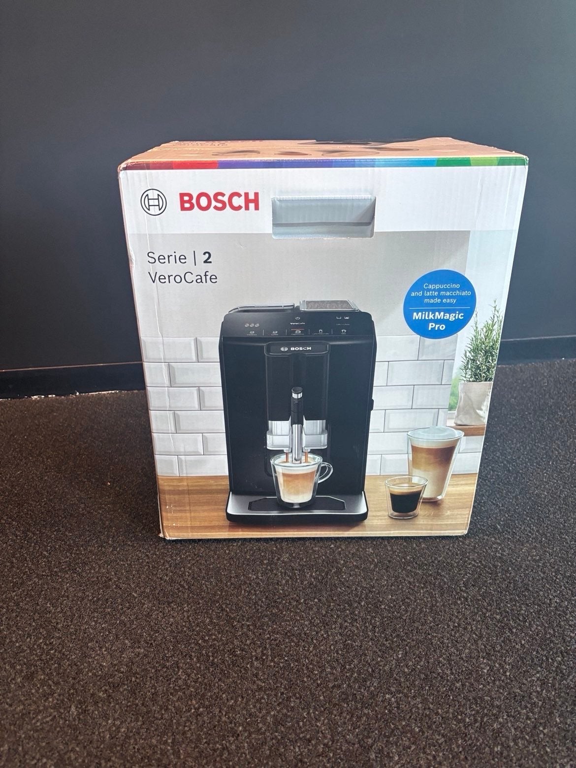 Bosch VeroCafe Serie 2 Koffiezetapparaat - Ongeopend, Witgoed en Apparatuur, Koffiezetapparaten, Afneembaar waterreservoir, Koffiemachine