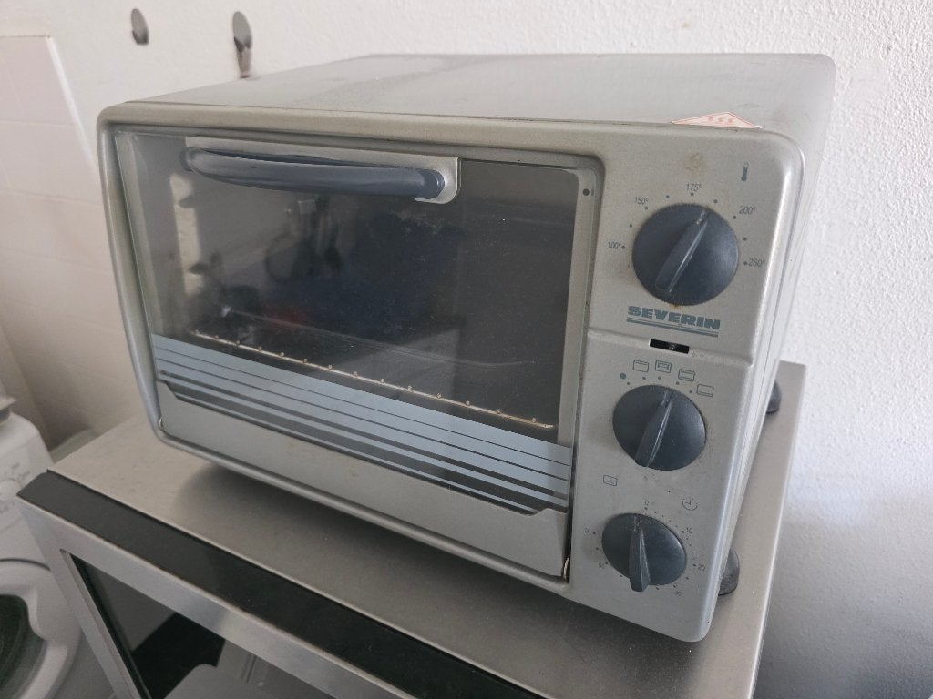 Oven, Press Juicer Machine, Schoenen Opbergbox en Stofzuiger, Ophalen, Zwart, Metaal, Overige merken