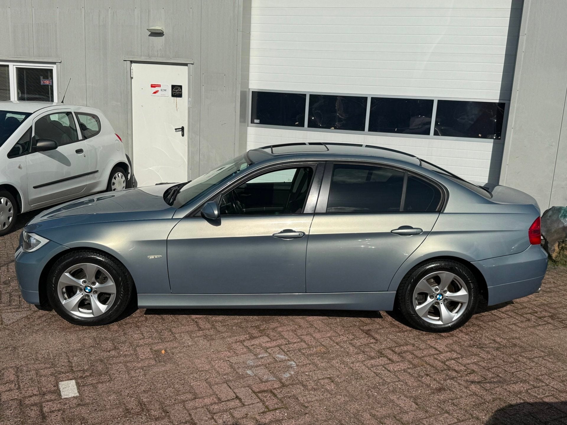 BMW 3-serie 320i, Auto's, 4 cilinders, 150 pk, Startonderbreker, Bedrijf