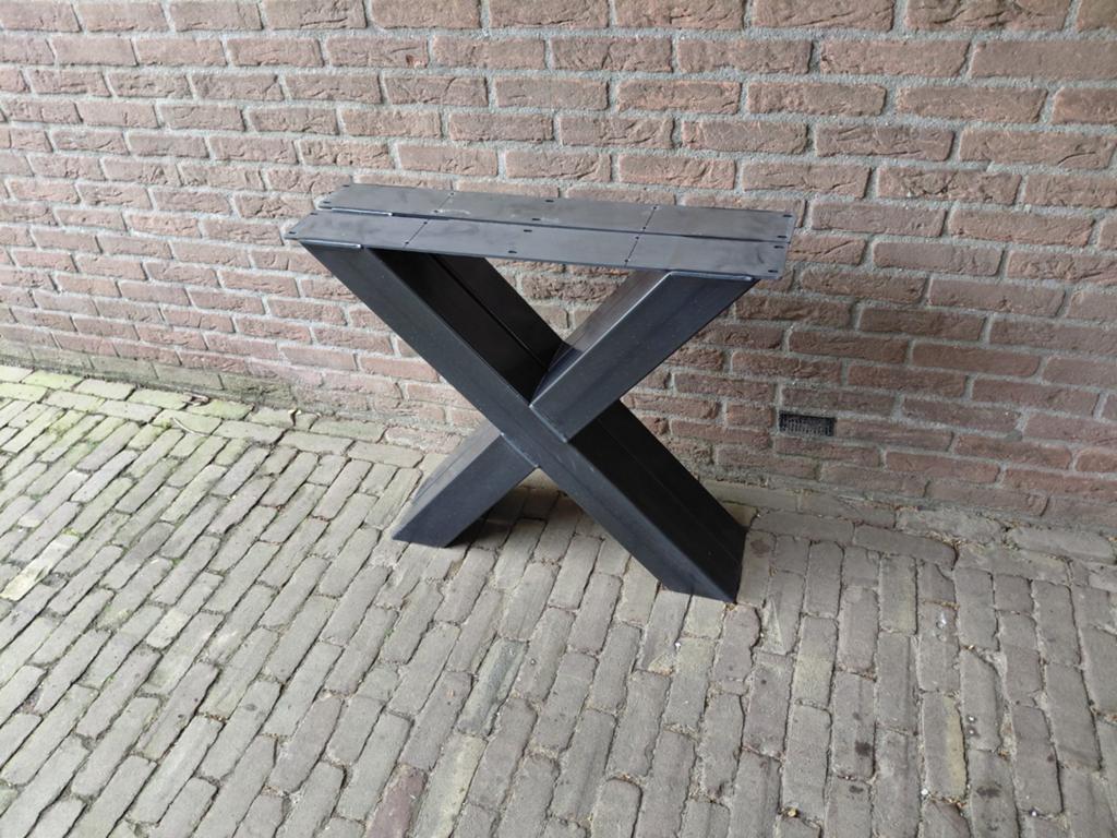 Stalen X poten voor eettafel, Huis en Inrichting, Tafelonderdelen, Ophalen, Tafelpoot, 50 tot 100 cm, 50 tot 100 cm