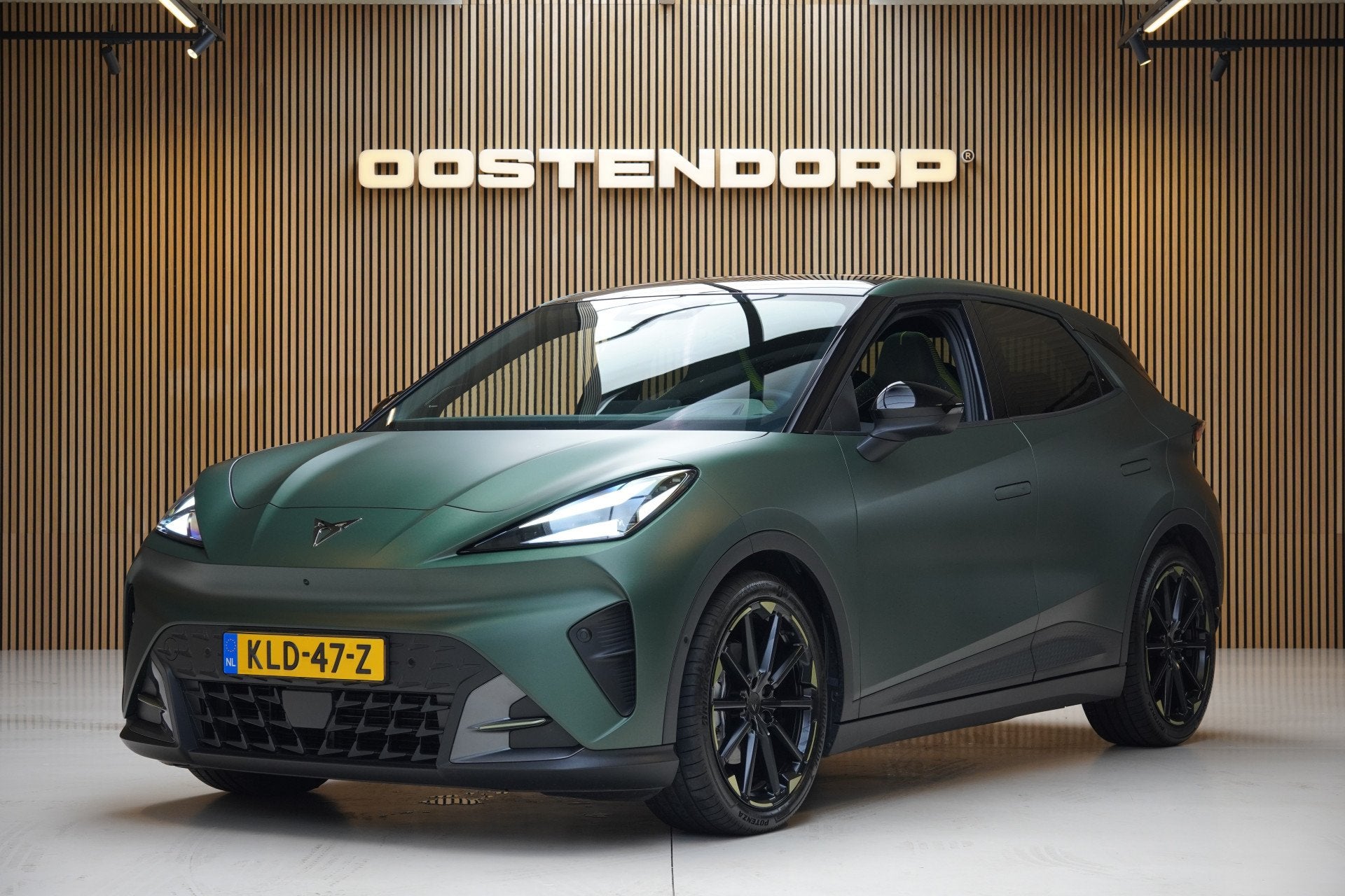 CUPRA Raval VZ/225pk Rebel 56 kWh|2026|Pano|Topsport-stoelen, Auto's, Gebruikt, 24 min, Origineel Nederlands, Onderhoudsboekje