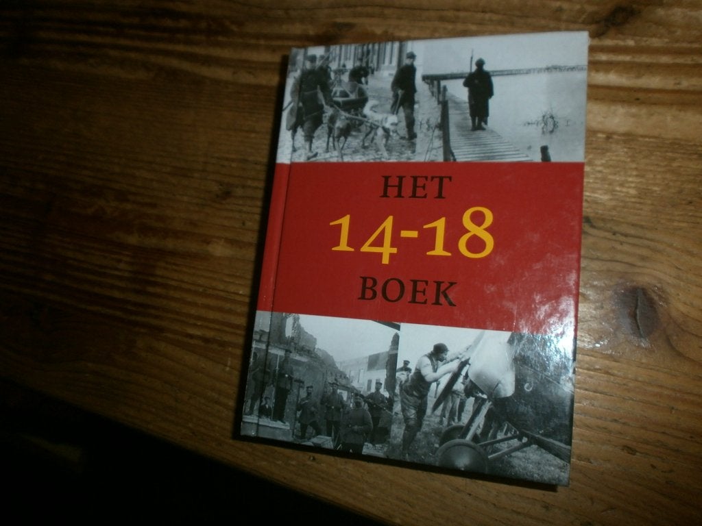 het 14 18 boek kleine belgen in de grote oorlog 100den fotos, Ophalen of Verzenden, Tweede Wereldoorlog, Gelezen, Overige onderwerpen