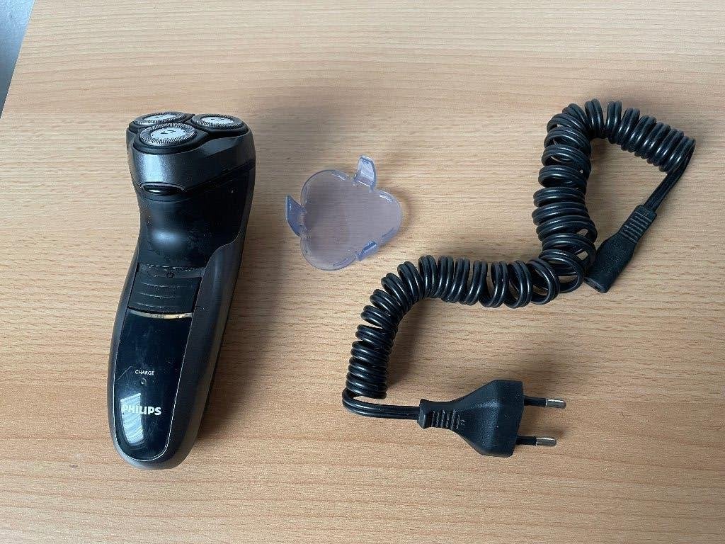 Philips scheerapparaat, Ophalen of Verzenden, Gebruikt, Scheren en Epileren