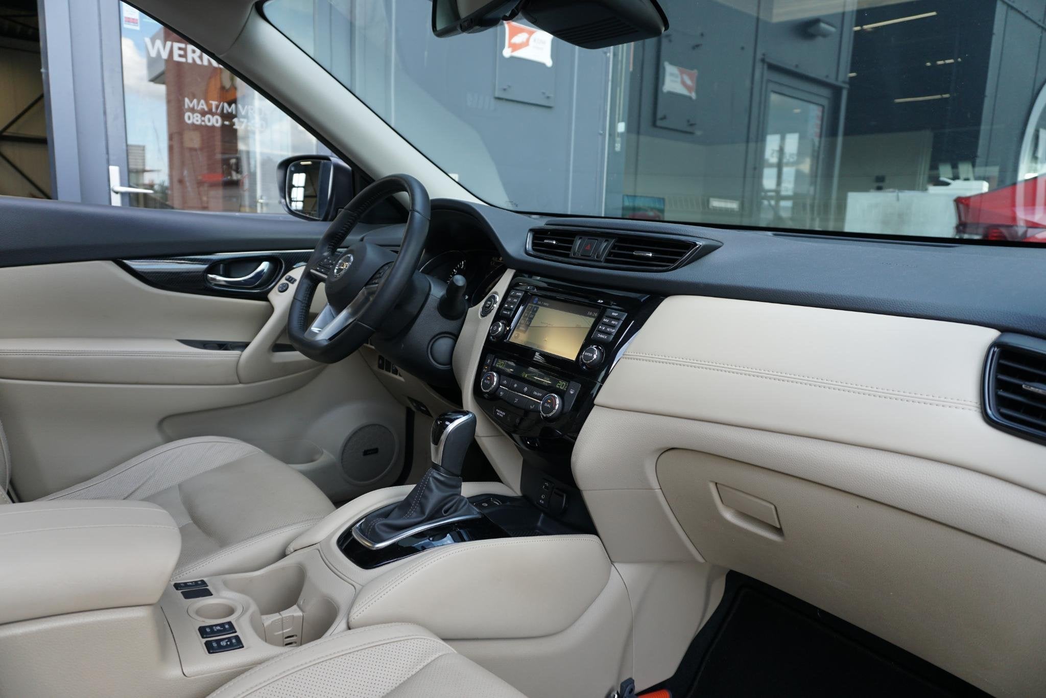 Nissan X-Trail 1.3 DIG-T Tekna + PANO / LEDER / 360 CAMERA /, 15 km/l, Gebruikt, 4 cilinders, Bedrijf