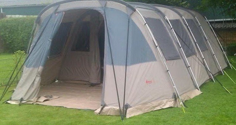 Redwood 420 Willow tunneltent met kampeerspullen., Ophalen
