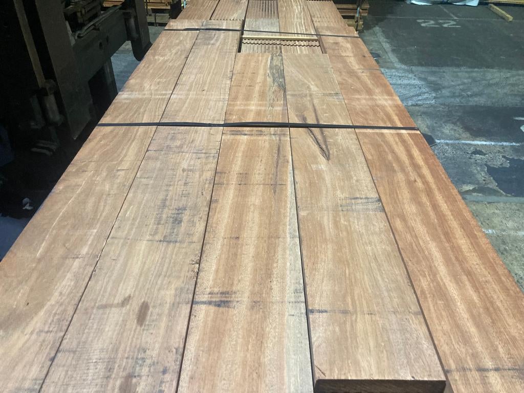 vlonderplanken-planken-Hardhout-Angelim Vermelho-57x190mm, Ophalen, Nieuw, Hout