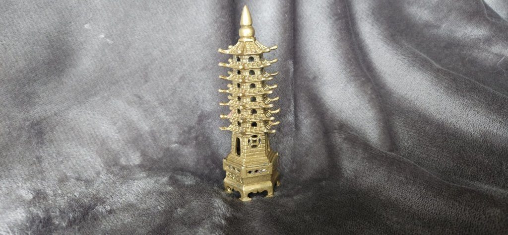 Chinees beeld: Pagode, Minder dan 20 cm, Ophalen of Verzenden, Beeld, Goud