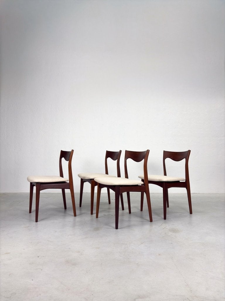 Set Vintage Eetkamerstoelen van AwA, Ophalen, Hout, Overige kleuren, Dutch design, Scandinavisch, Deens, Mid-century, Vintage