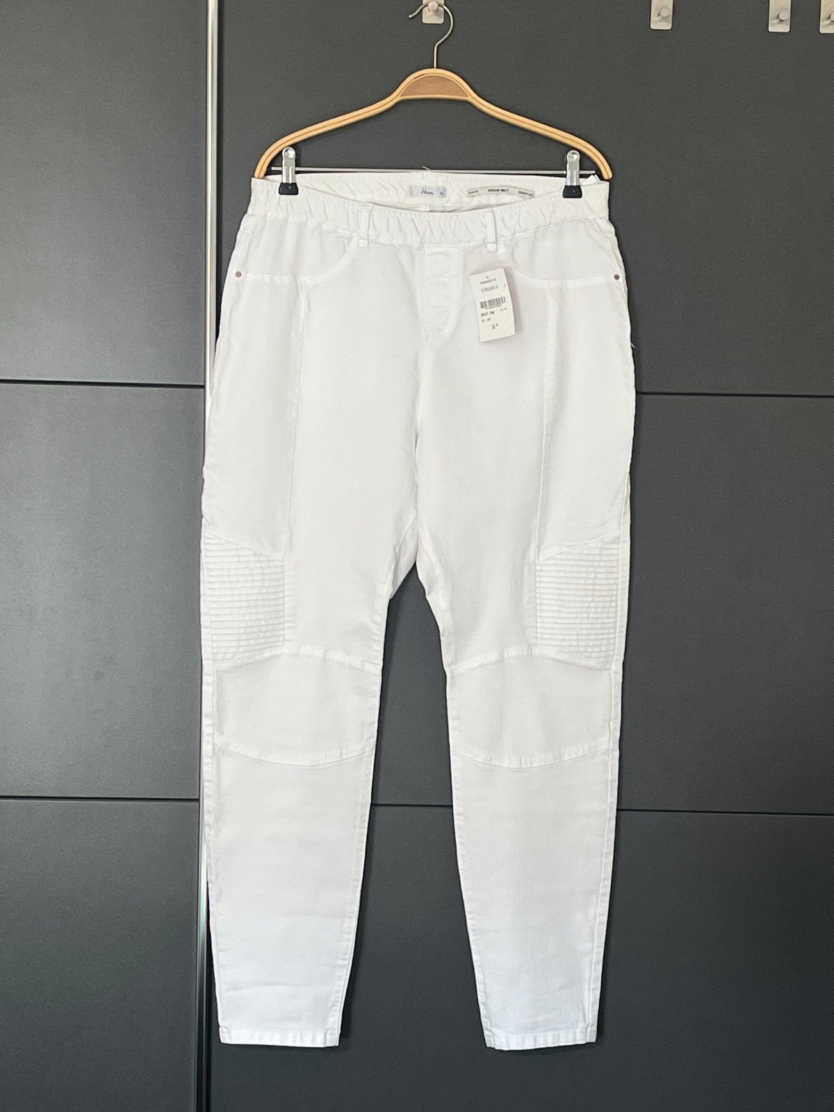 Nieuwe Miss Etam witte slim fit broek maat 44, Wit, Maat 42/44 (L), Nieuw, Ophalen of Verzenden