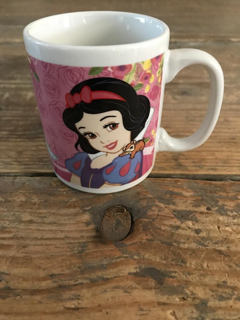 kopje Sneeuwwitje met Assepoester, Ophalen of Verzenden, Sneeuwwitje of Doornroosje, Zo goed als nieuw, Servies