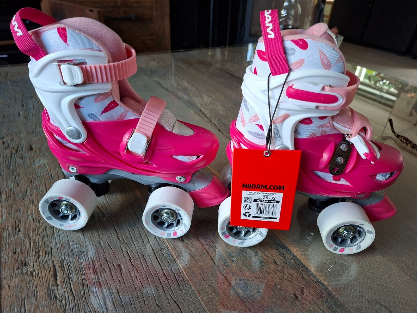 Nijdam rolschaatsen en beschermset - Maat 29-32, Ophalen of Verzenden, Nieuw, Kinderen