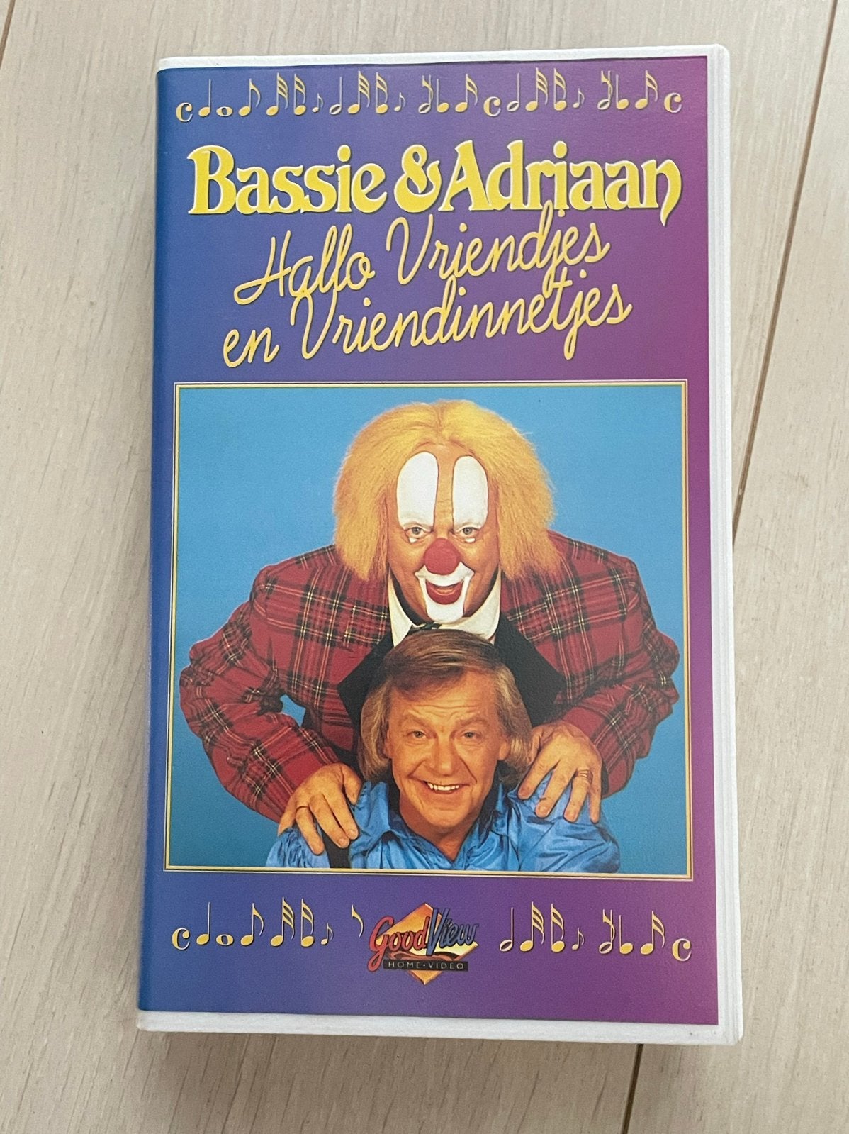 Bassie & Adriaan: Hallo Vriendjes en Vriendinnetjes Goodview, Gebruikt, Alle leeftijden, VHS, Ophalen of Verzenden