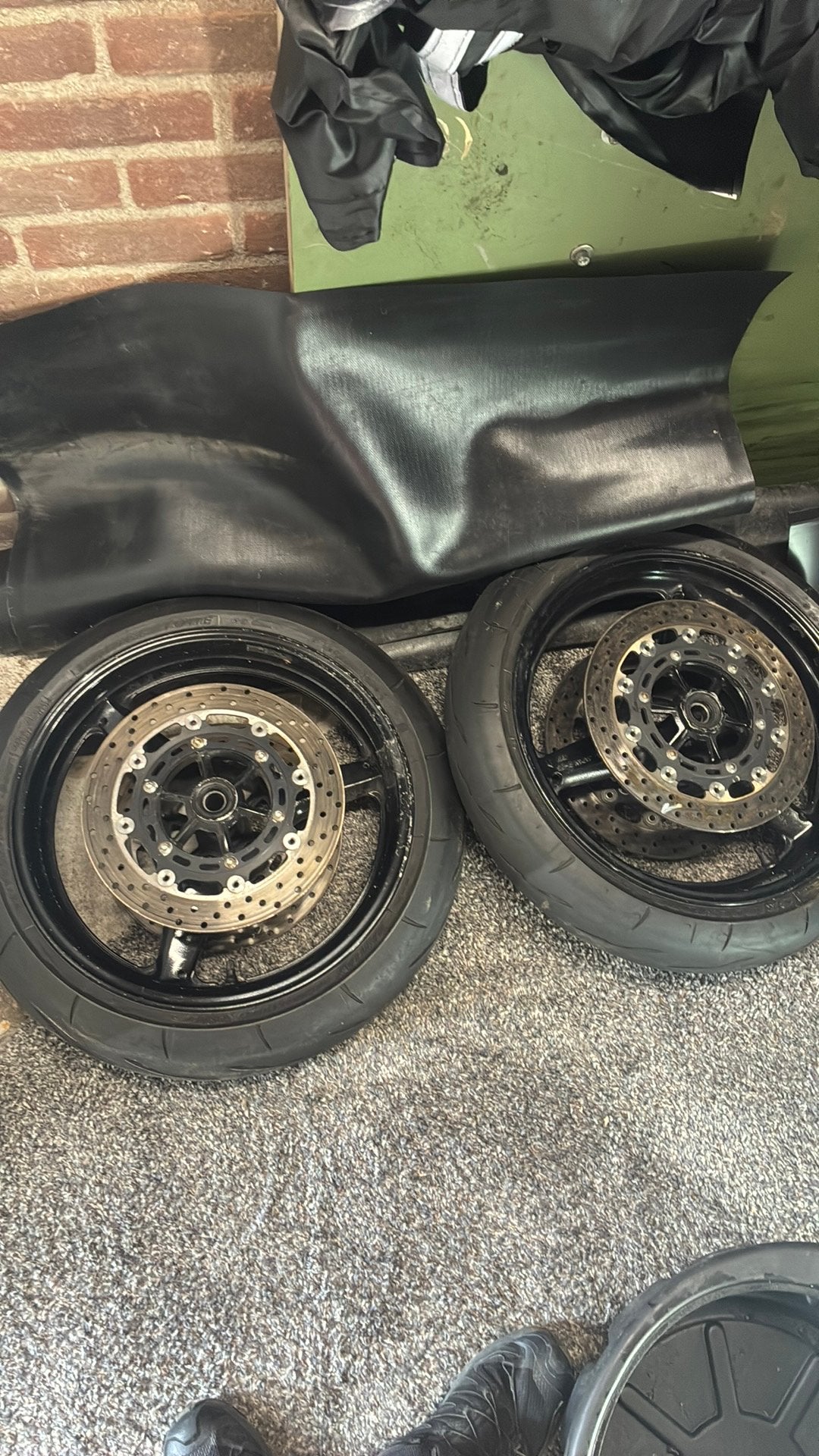 2x voorwiel r1 2003, Ophalen of Verzenden, Gebruikt