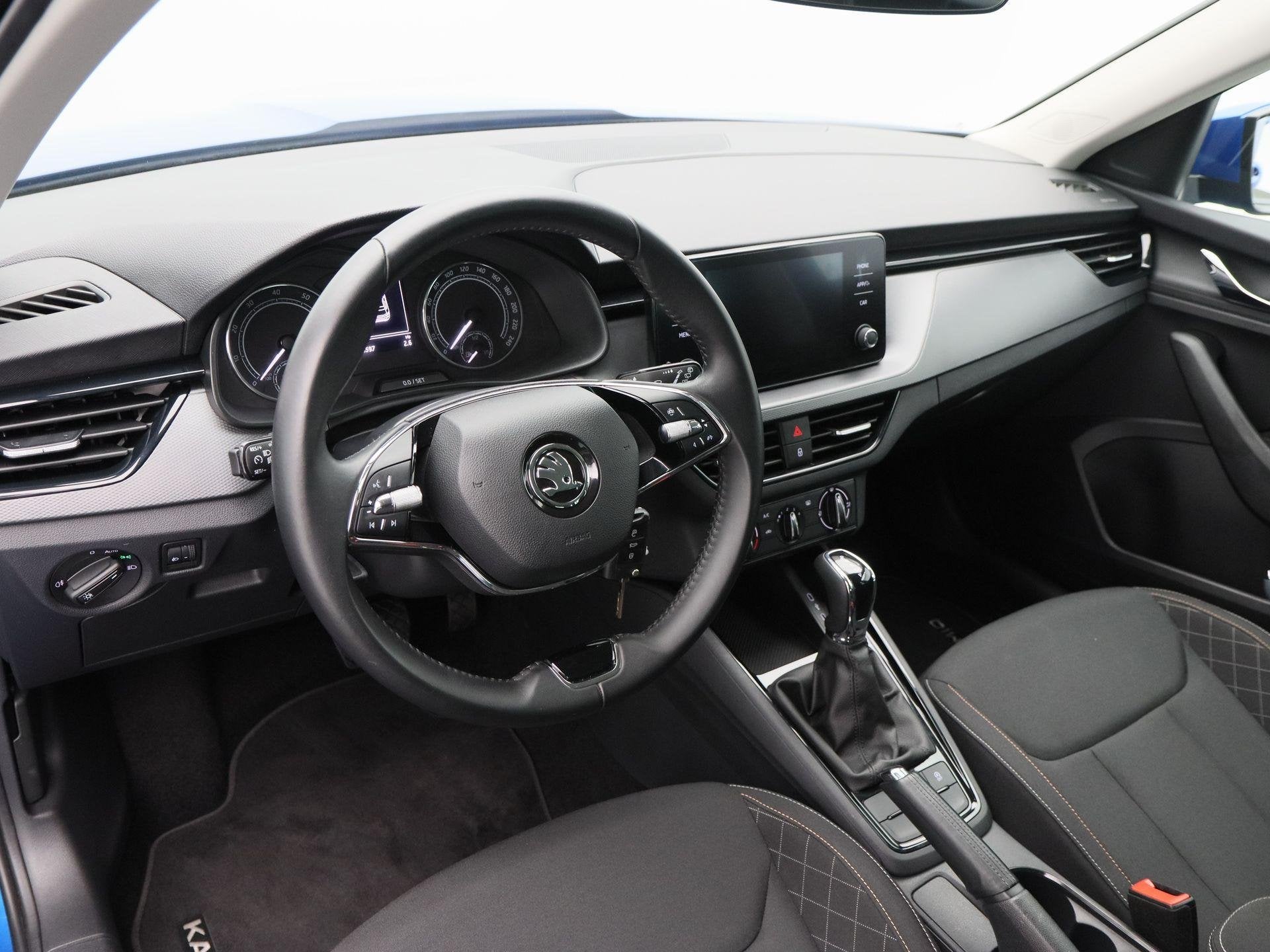 Skoda Kamiq 1.0 TSi 110 Pk Automaat Ambition | Cruise Contro, Auto's, Dealer onderhouden, Stof, Gebruikt, Blauw