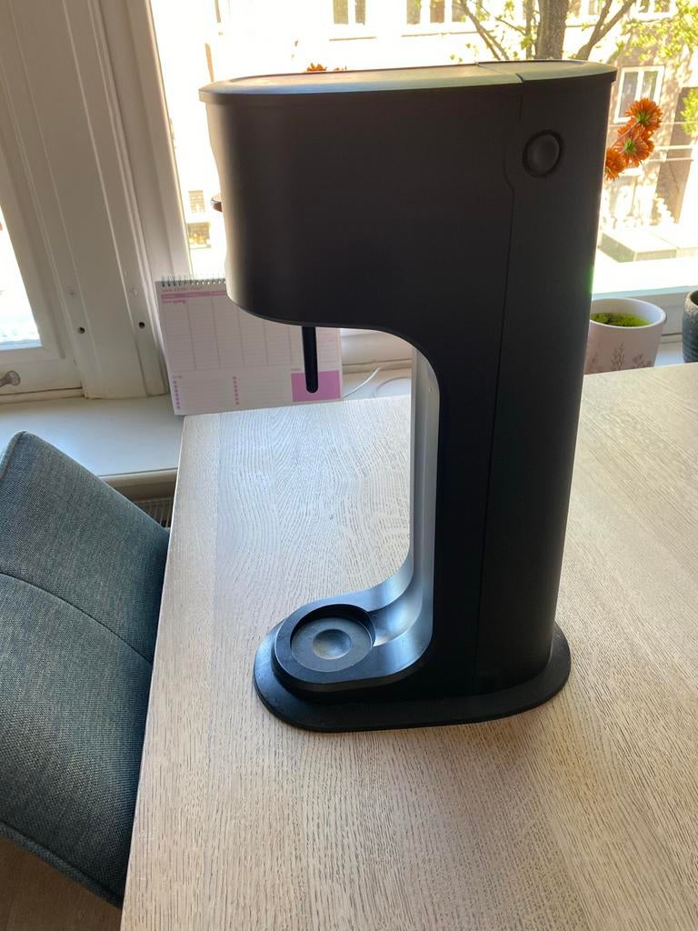 Aqvia bruiswatermachine met CO2-cilinder en fles, Witgoed en Apparatuur, Bruiswatermachines, Ophalen, Gebruikt