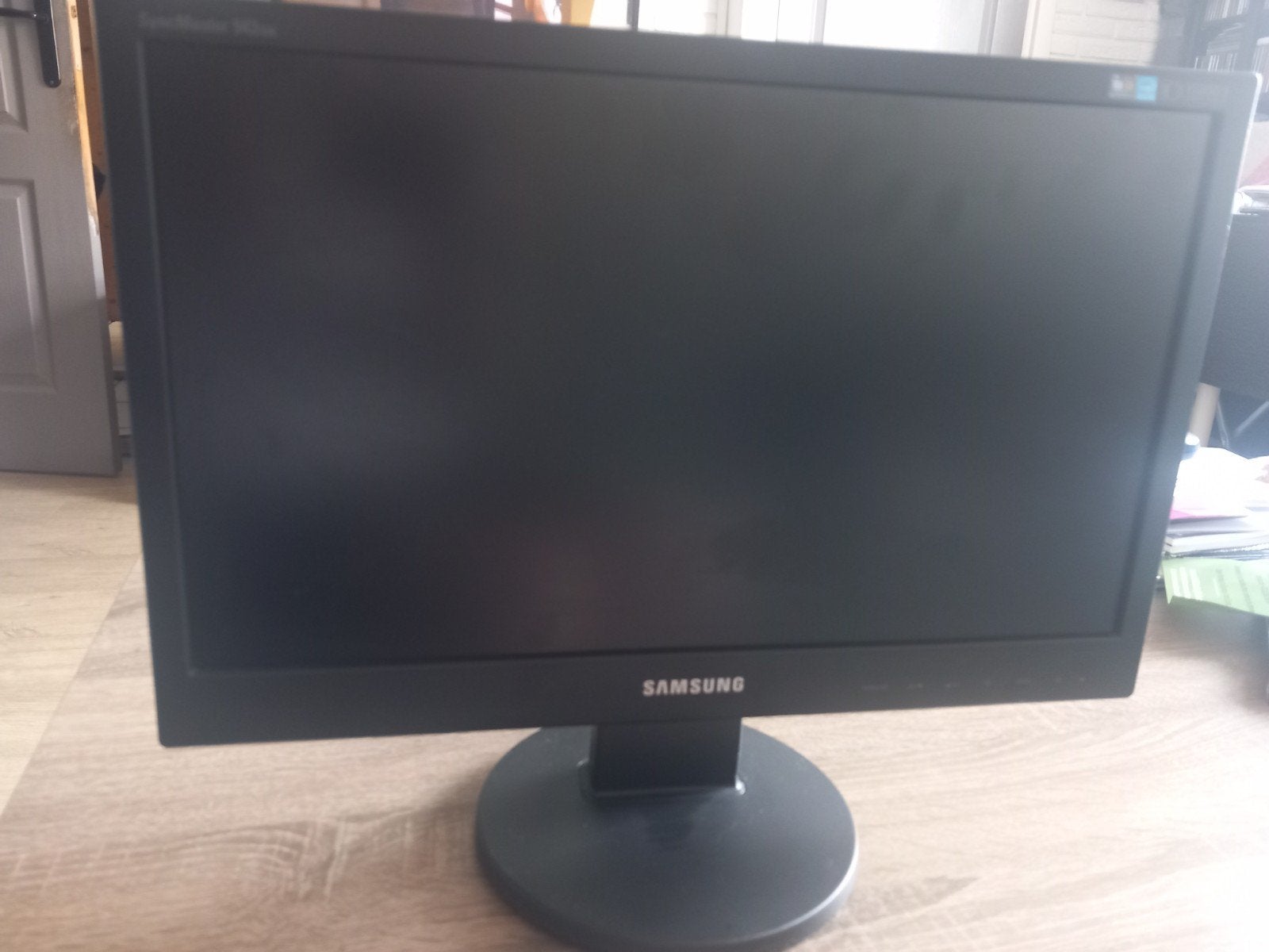 Samsung monitor hoogte 28 cm Breedte 44 cm, Computers en Software, Monitoren, Ophalen of Verzenden, Zo goed als nieuw, 60 Hz of minder