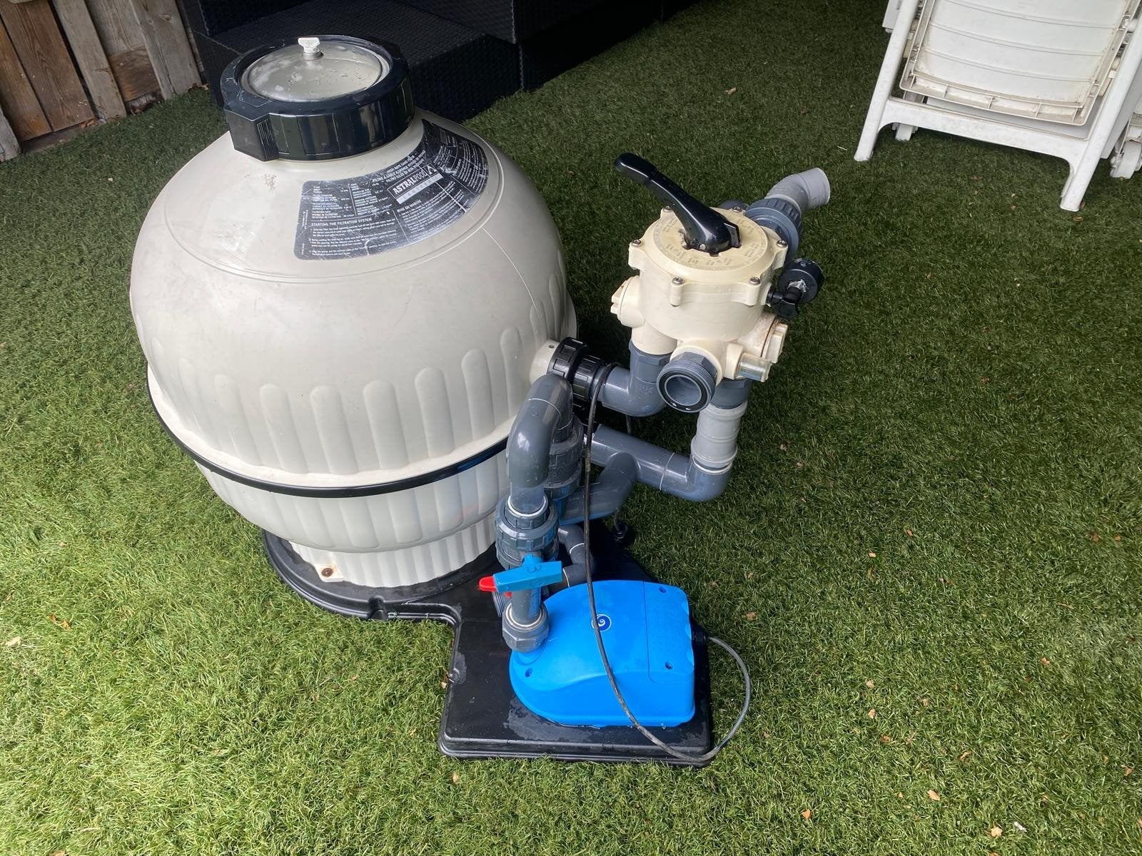 Vijverfilter, beadfilter, zeeffilter, bodemddrain, skimmer, Ophalen, Gebruikt, Vijverfilter