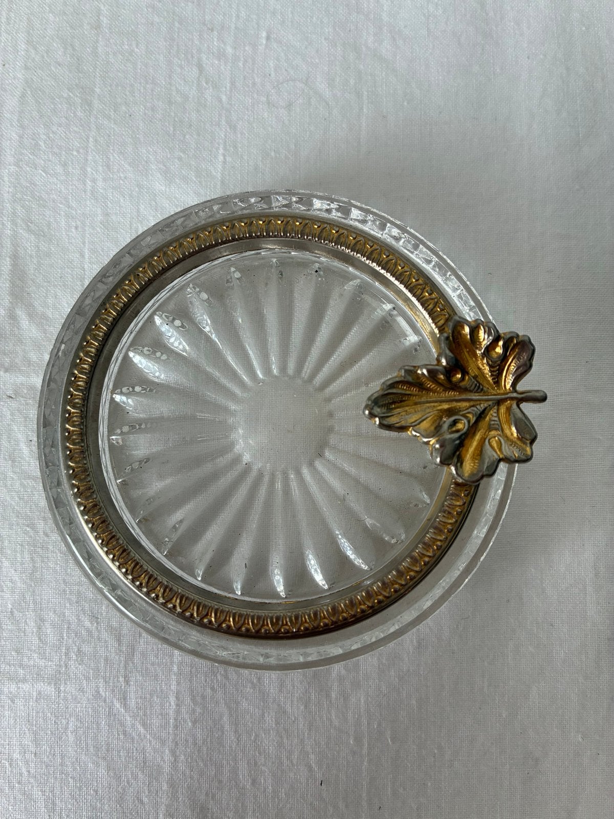 Vintage Glazen Asbak met Bladdecoratie, Ophalen of Verzenden