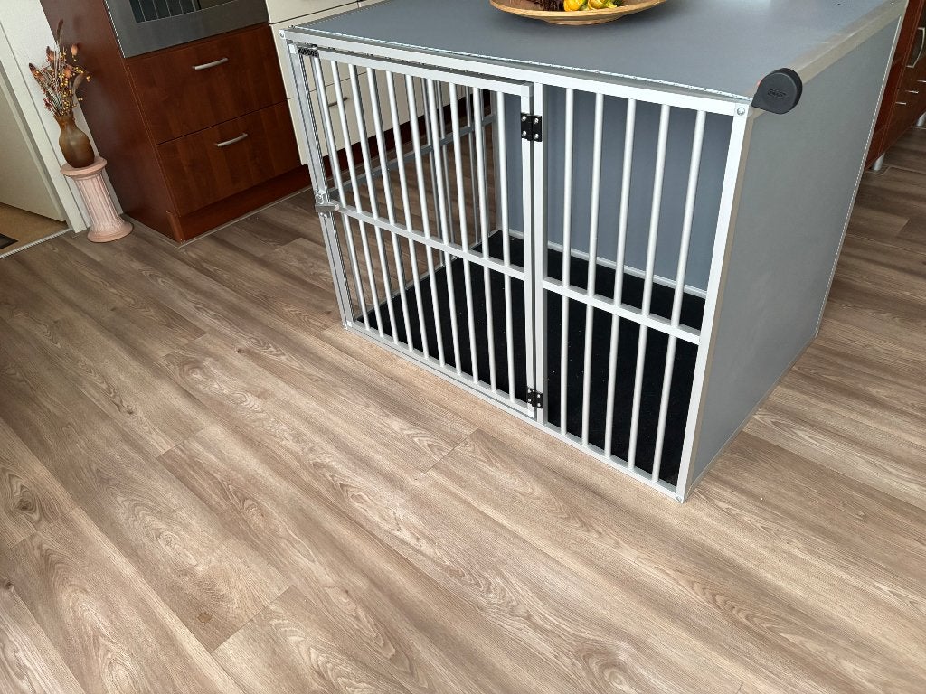 Grote stevige honden bench, Dieren en Toebehoren, Ophalen, Zo goed als nieuw