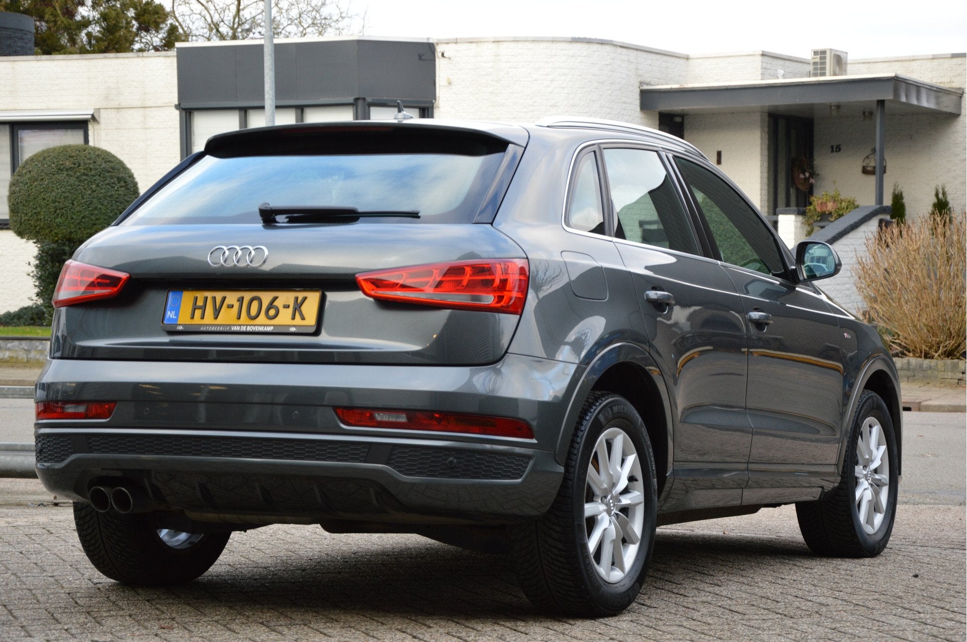 Audi Q3 1.4 TFSI S-LINE | LED | CLIMA | PDC | NAVI | CRUISE, Auto's, 12 maanden, 730 kg, 4 cilinders, Leder en Stof