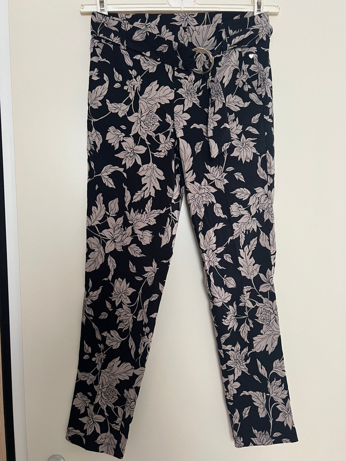 Helena Hart mooie broek van travelstof/ maat xs, Kleding | Dames, Broeken en Pantalons, Verzenden, Zo goed als nieuw, Maat 34 (XS) of kleiner