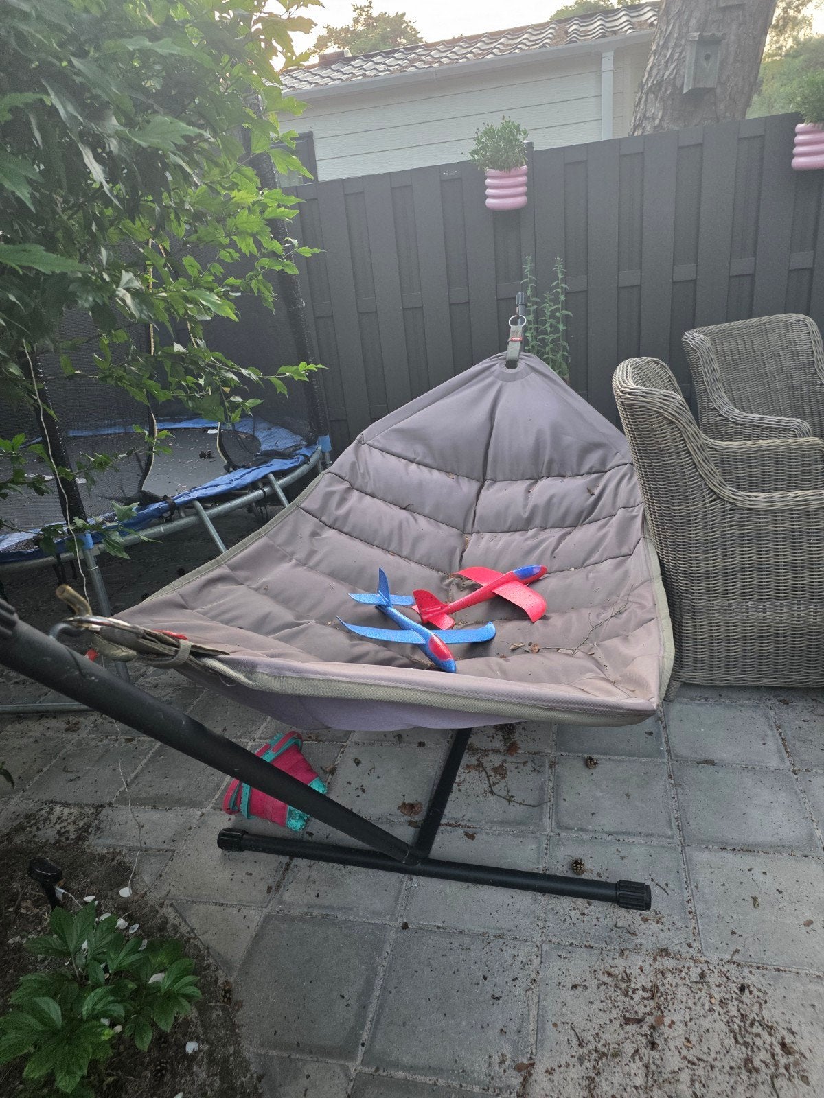 Grote Fatboy hangmat inclusief standaard afhalen in Rijen, Tuin en Terras, Ophalen of Verzenden, Gebruikt