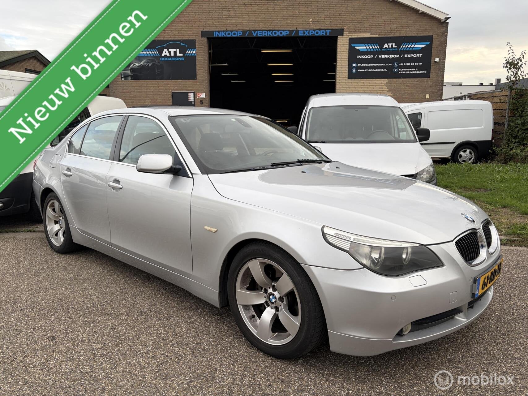 Zeer Nette BMW 5-serie 520i V6 NIEUWE Apk 09/2027 DEALER OND, Achterwielaandrijving, Gebruikt, Bedrijf, 1470 kg
