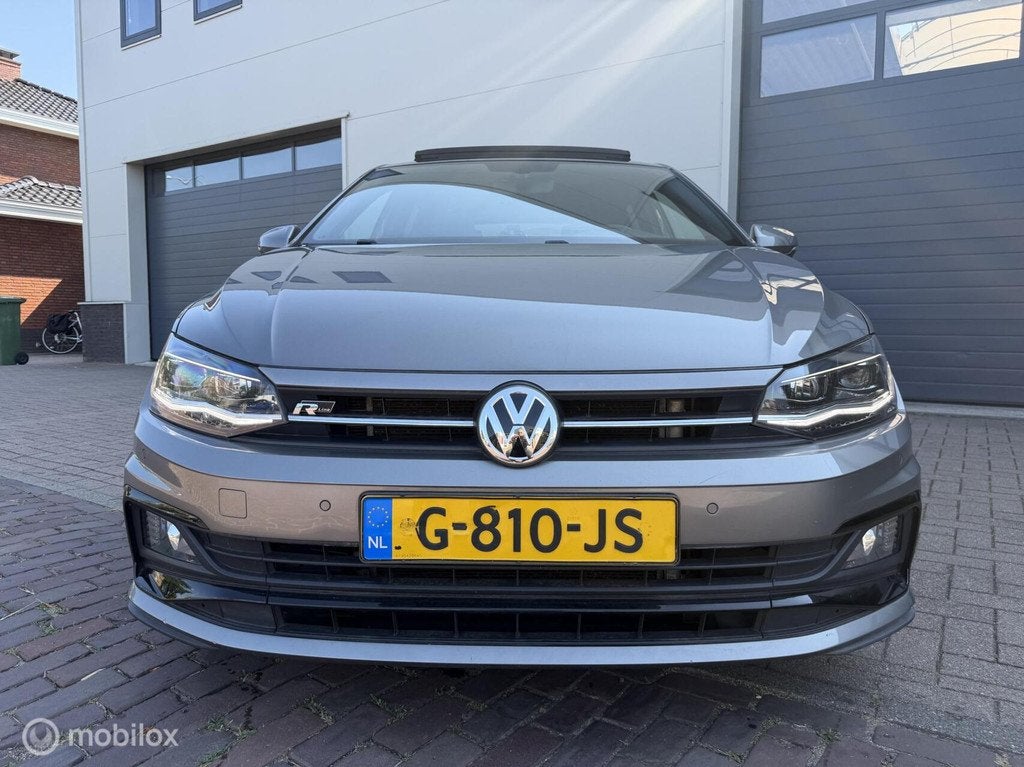 Volkswagen Polo 1.0 TSI Highline Business R PANO/AUTOMAAT, Auto's, Gebruikt, Euro 6, 1095 kg, 116 pk