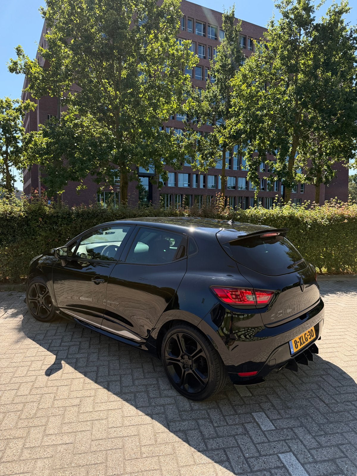 Renault Clio 1.2 GT Pano/Stoelvw/R.S.Drive/Keyless, Zwart, Leder, 1200 kg, 19 km/l