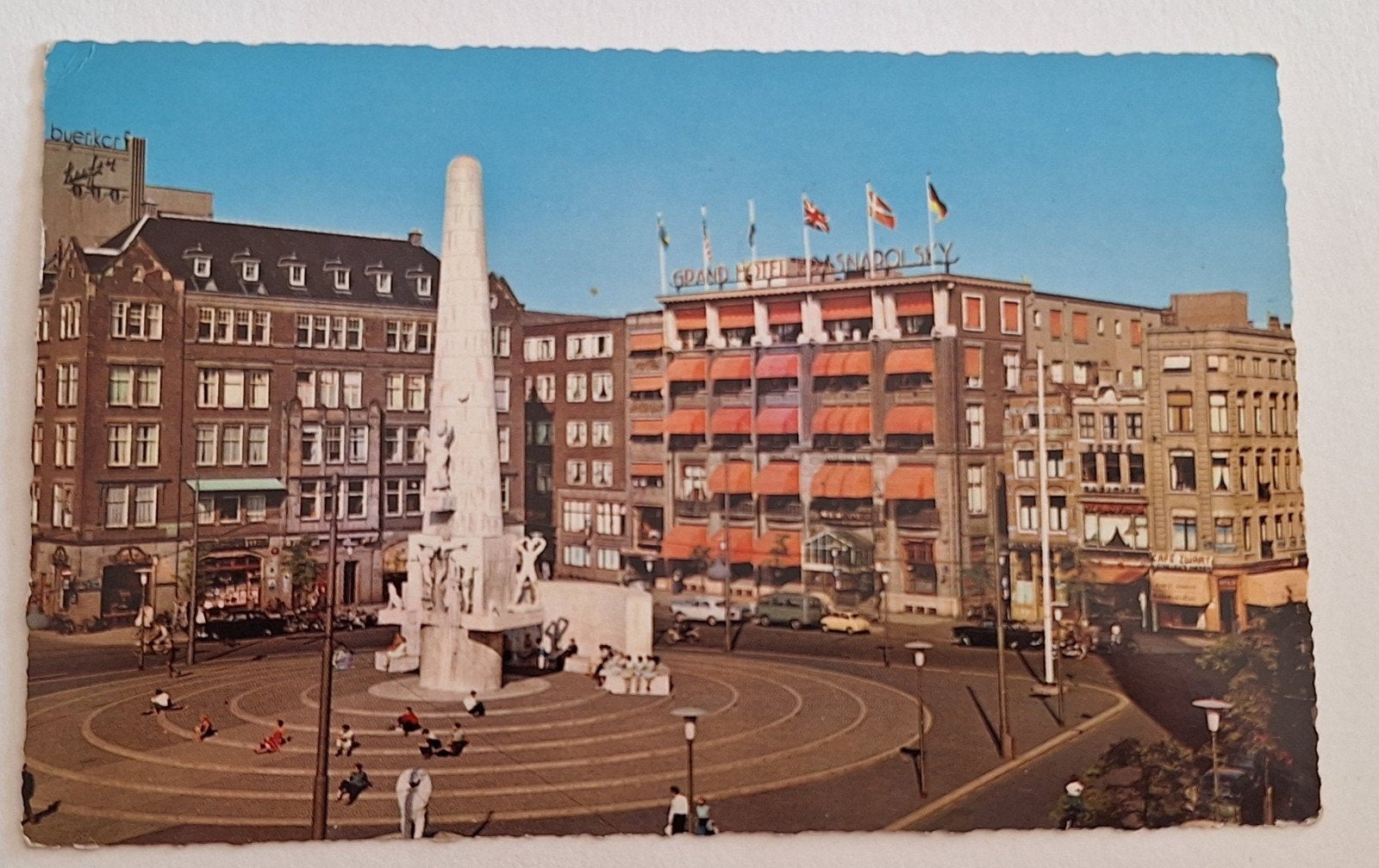 Oude Ansichtkaart Dam Amsterdam Nationaal Monument, Verzamelen, Ophalen of Verzenden, 1960 tot 1980, Gelopen, Noord-Holland