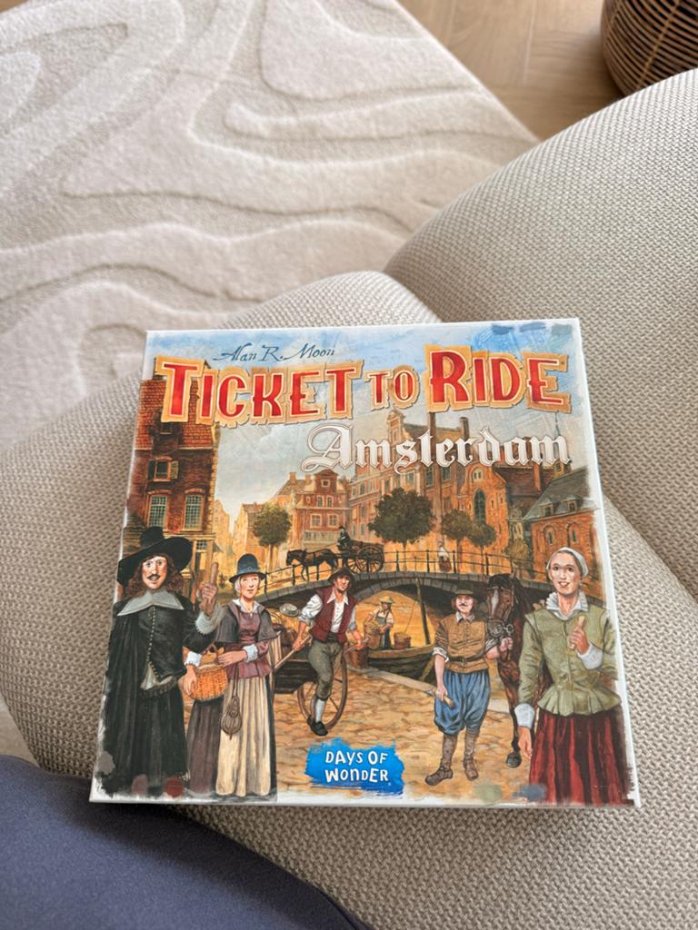 Ticket to Ride Amsterdam - Compleet bordspel, Een of twee spelers, Ophalen of Verzenden, Zo goed als nieuw, Reisspel