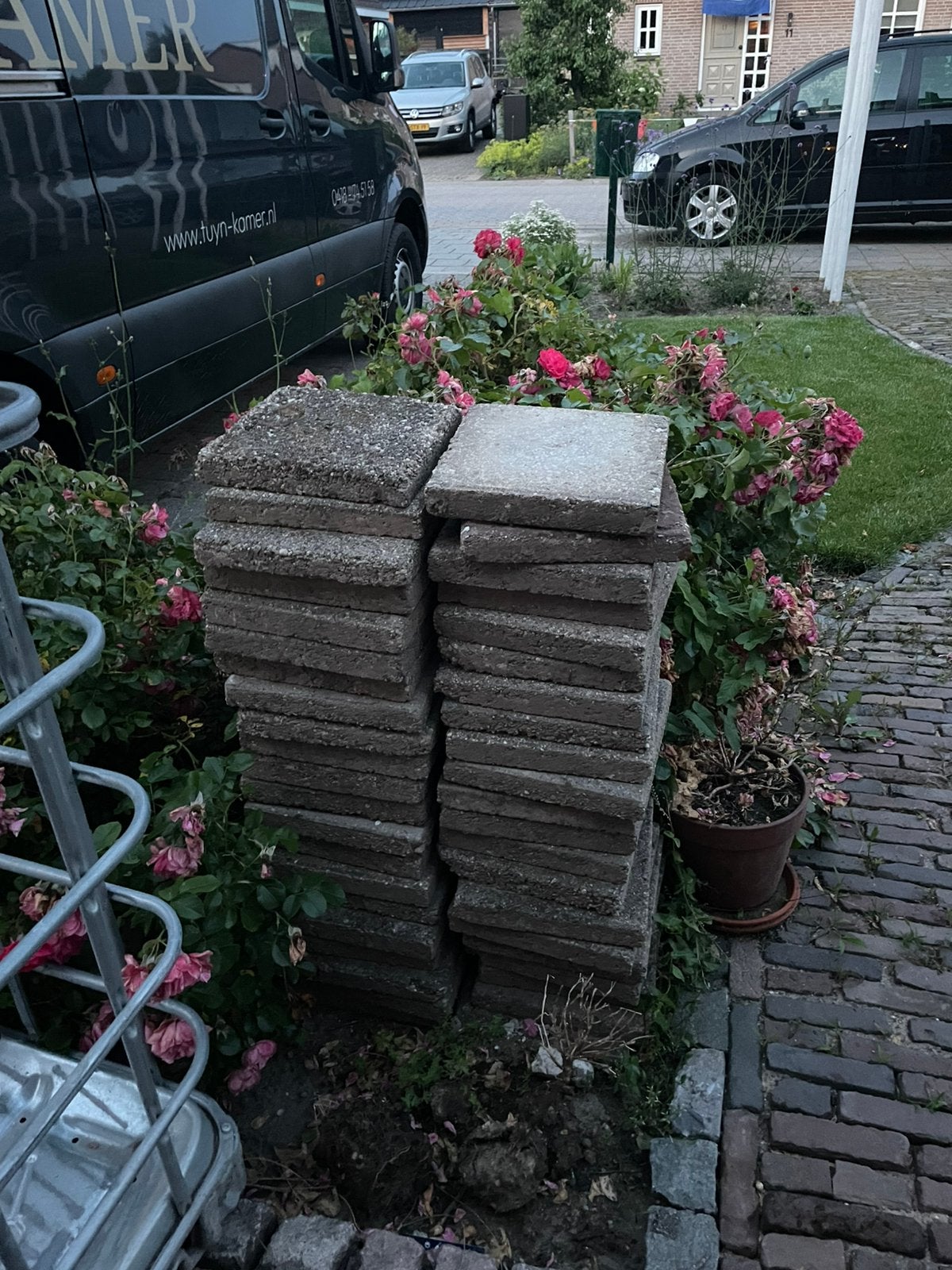 Gratis 30 x 30 tegels stoeptegels, Tuin en Terras, Ophalen, Gebruikt, 10 m² of meer, Beton