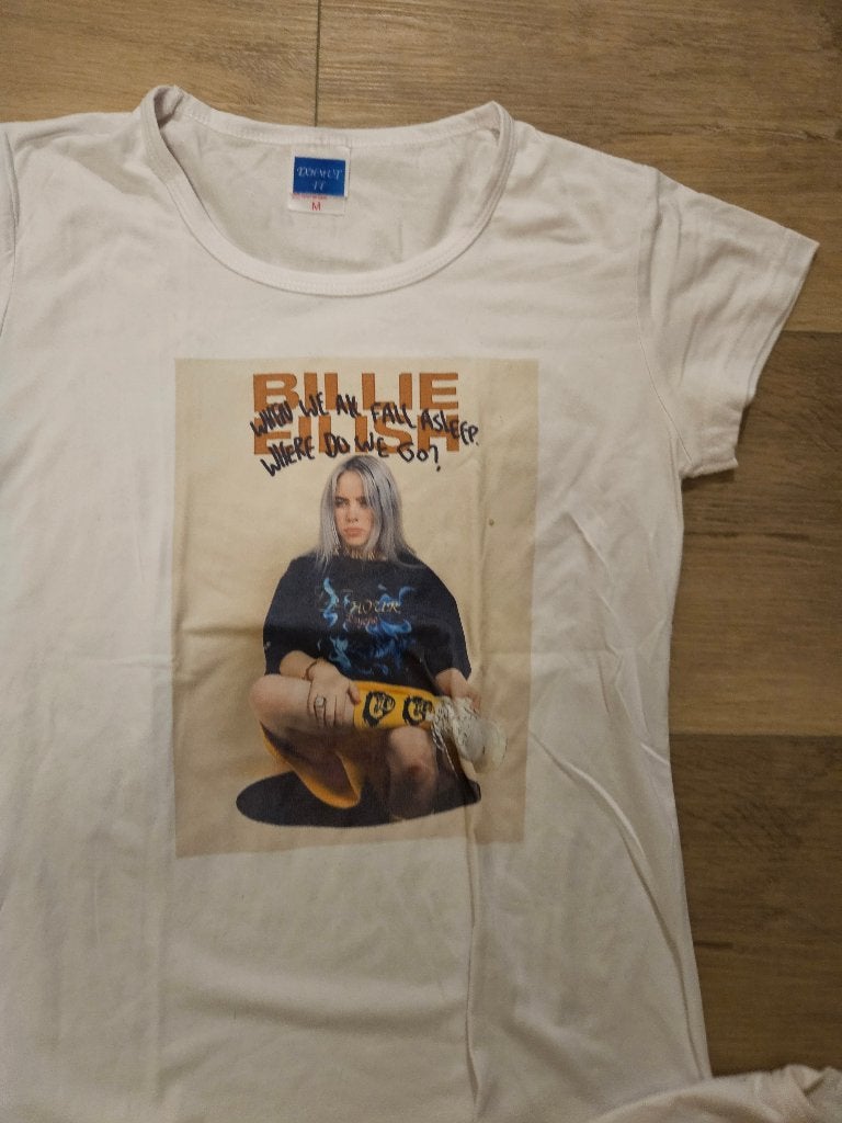 Billie Eilish shirts, Kleding | Dames, T-shirts, Ophalen of Verzenden, Zo goed als nieuw, Maat 36 (S), Korte mouw