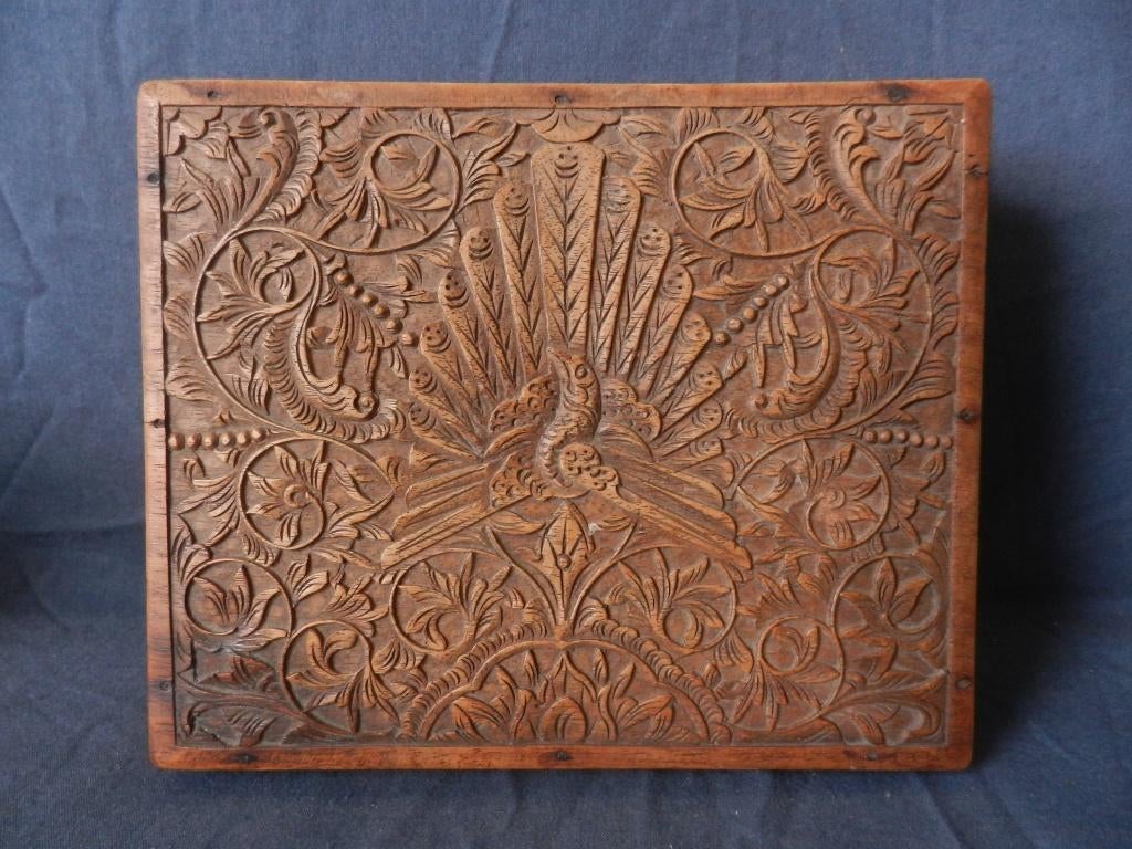 Rijk besneden doos met vogel, Java, Indonesië hxb: 5x19 cm., Antiek en Kunst, Ophalen of Verzenden