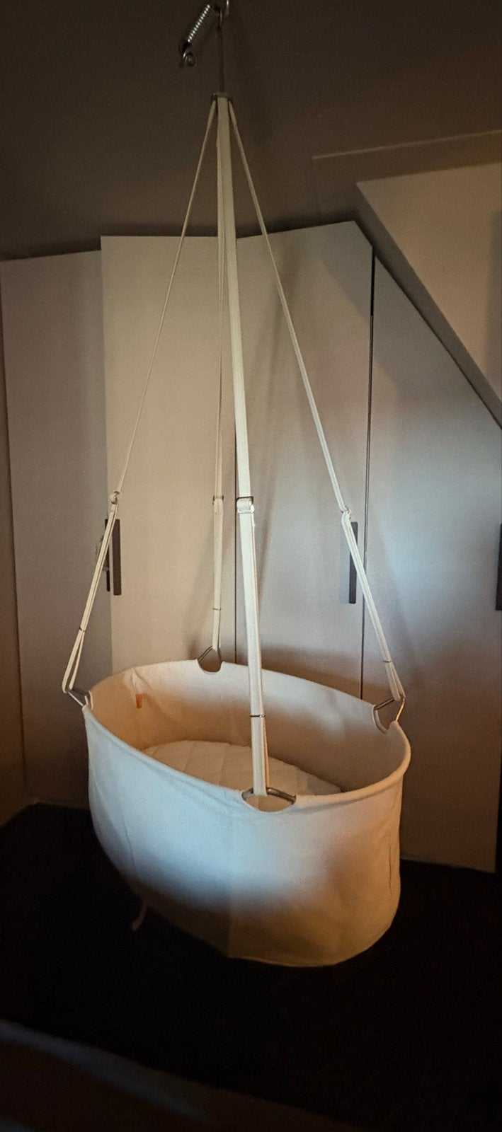 Leander hangwieg met matras en topper zonder plafondhaak, Ophalen, Gebruikt, Wieg